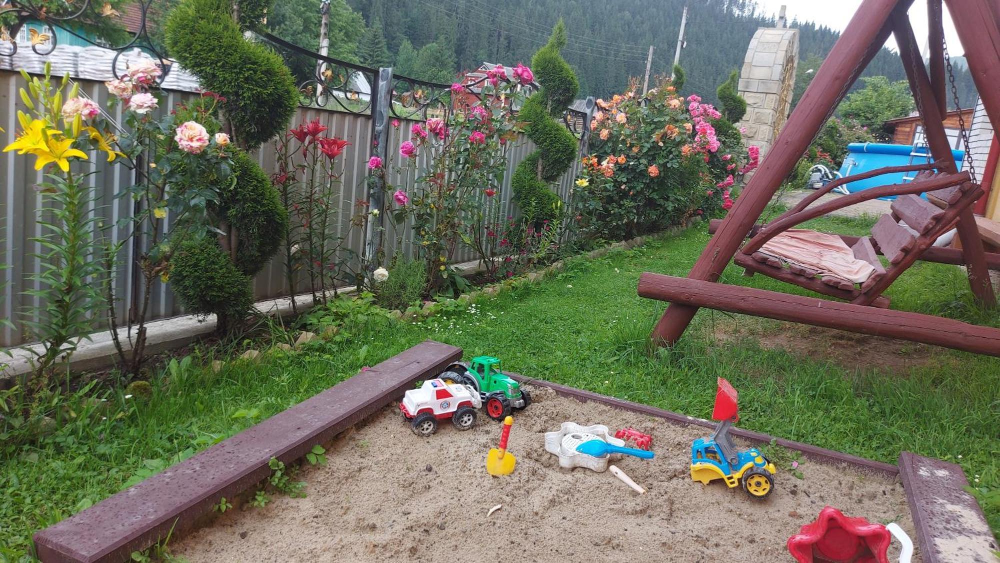 "Як Вдома" Буковель Hotel Bagian luar foto
