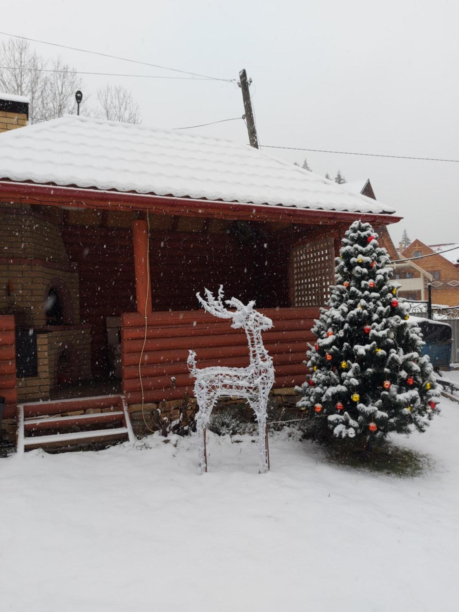 "Як Вдома" Буковель Hotel Bagian luar foto