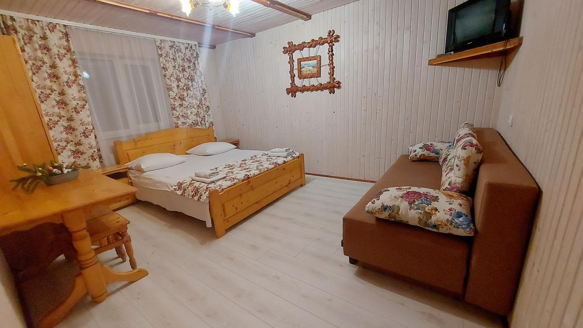 "Як Вдома" Буковель Hotel Bagian luar foto