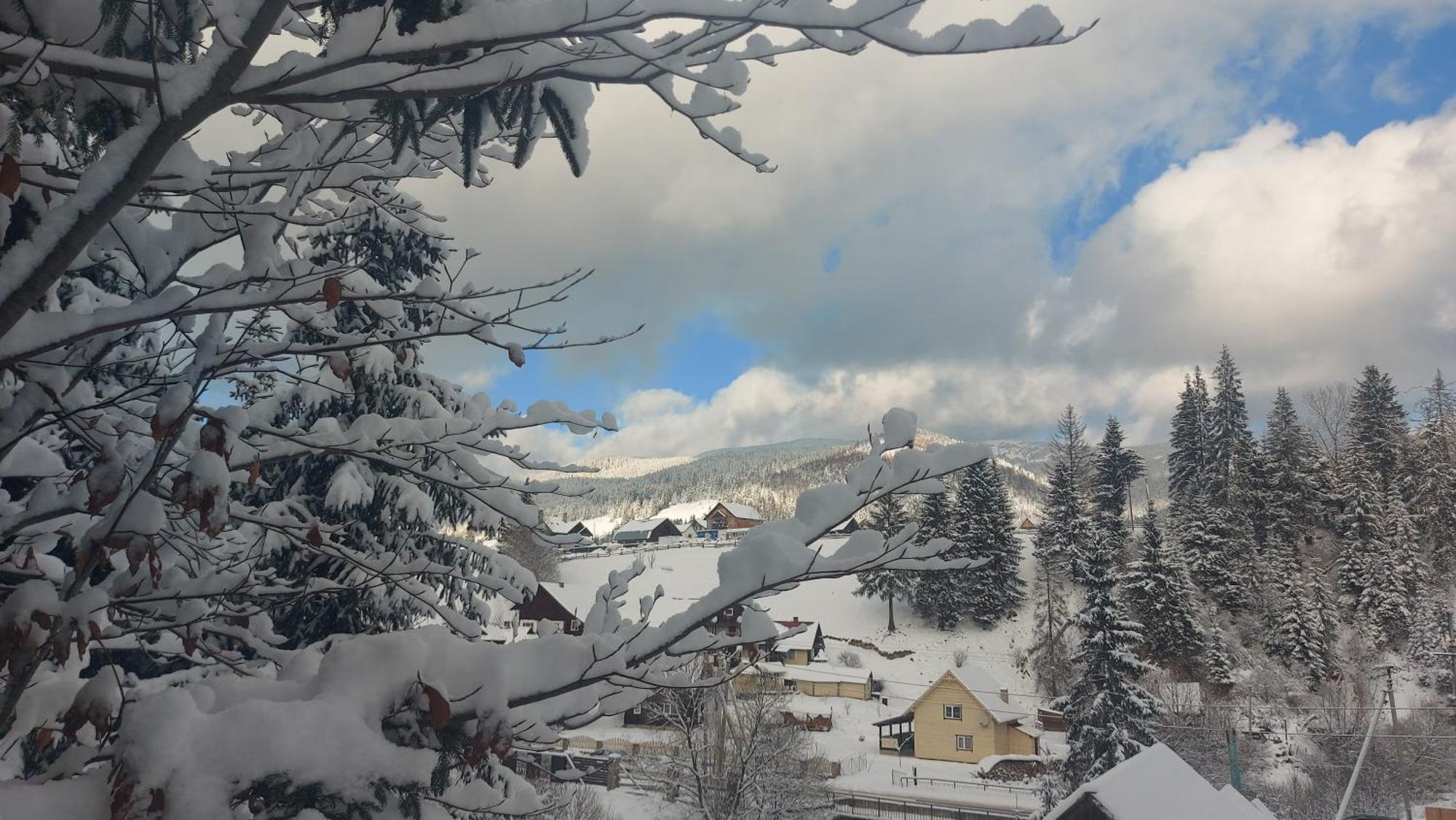 "Як Вдома" Буковель Hotel Bagian luar foto